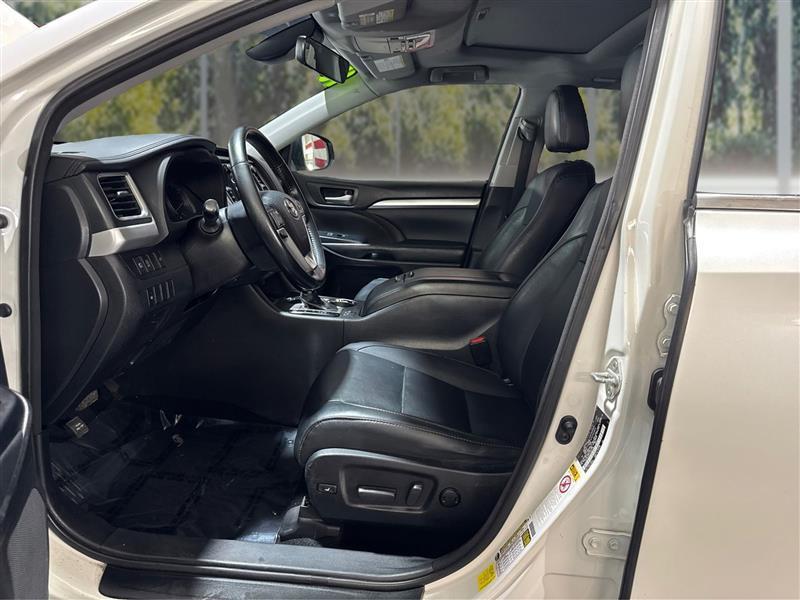 Toyota Highlander XLE AWD V6 2018