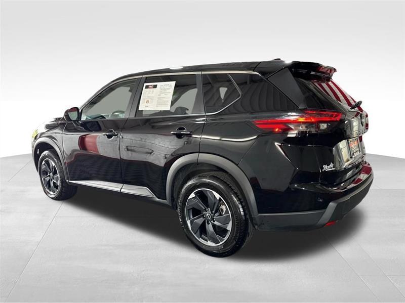 Nissan Rogue SV AWD 2025