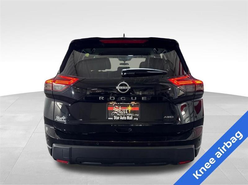 Nissan Rogue SV AWD 2025