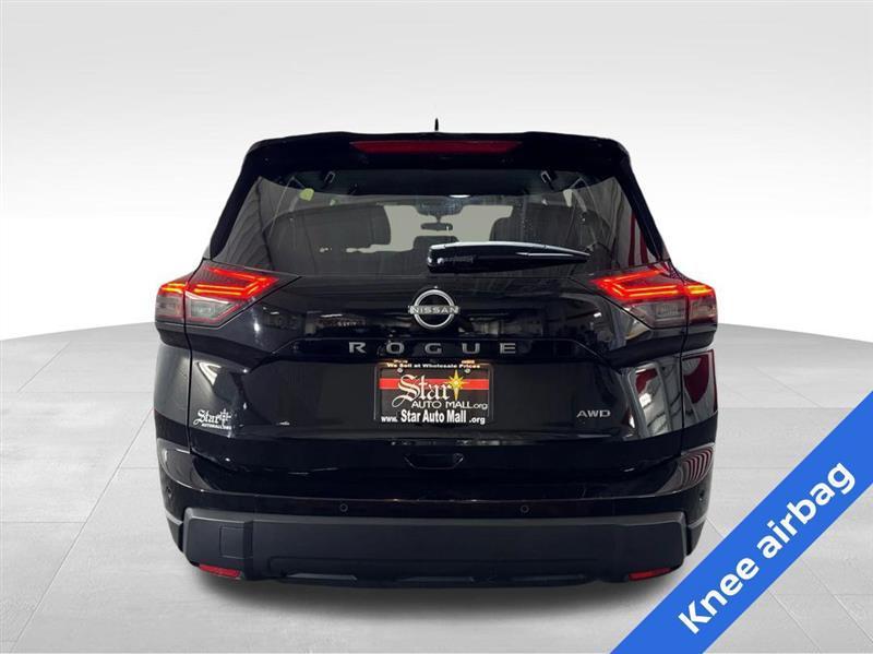 Nissan Rogue SV AWD 2025