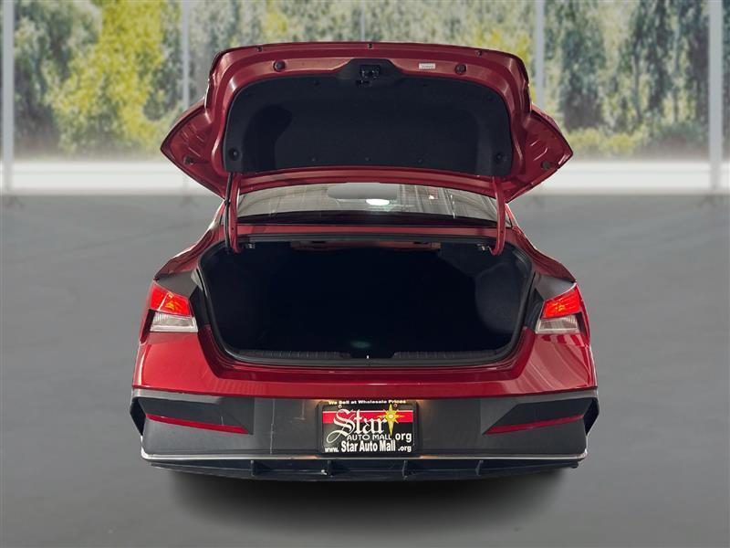Hyundai Elantra SEL 2024