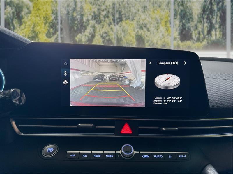 Hyundai Elantra SEL 2024