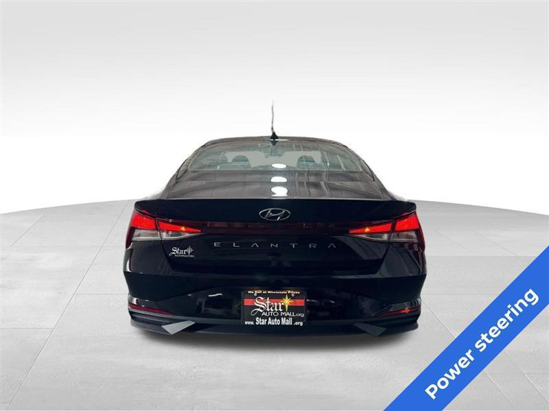 Hyundai Elantra SEL 2023