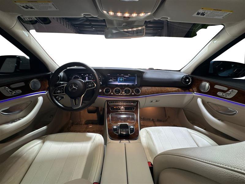 Mercedes-Benz E-Class E300 Luxury 4MATIC Sedan 2019