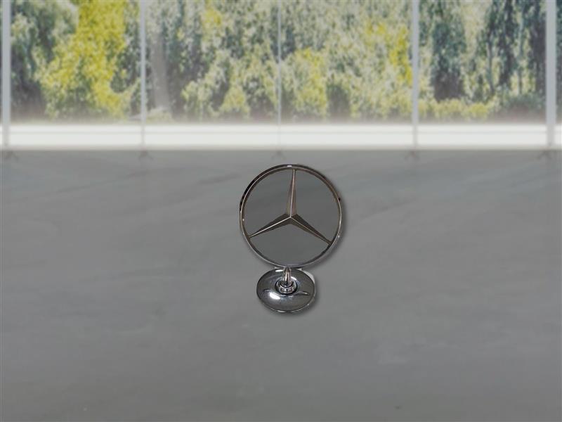 Mercedes-Benz E-Class E300 Luxury 4MATIC Sedan 2019