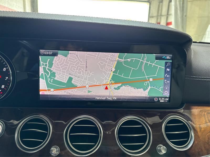 Mercedes-Benz E-Class E300 Luxury 4MATIC Sedan 2019