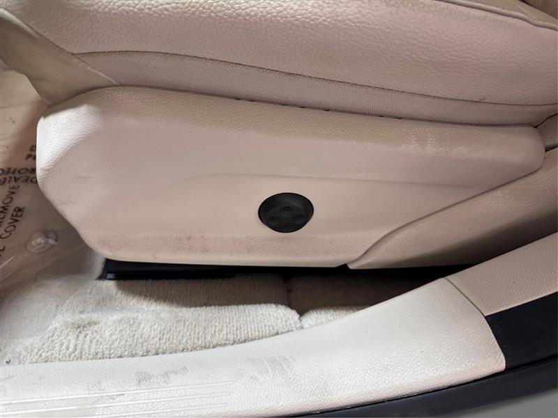 Mercedes-Benz E-Class E300 Luxury 4MATIC Sedan 2019