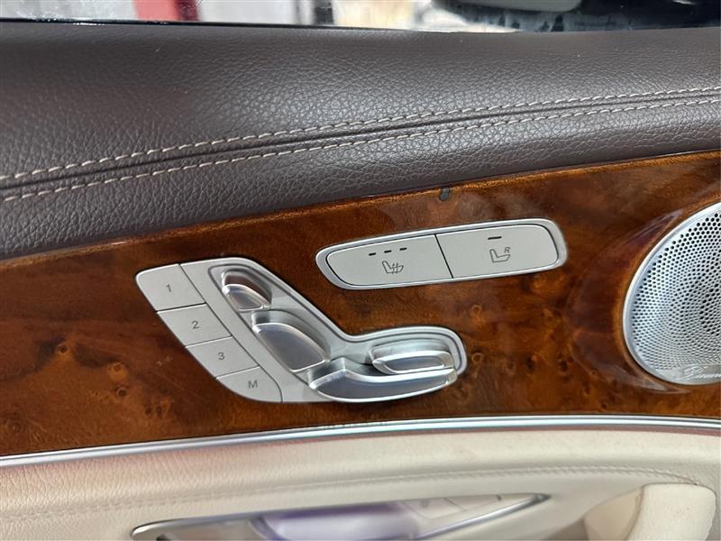 Mercedes-Benz E-Class E300 Luxury 4MATIC Sedan 2019