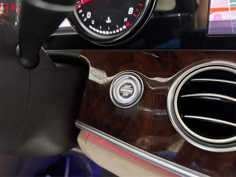Mercedes-Benz E-Class E300 Luxury 4MATIC Sedan 2019
