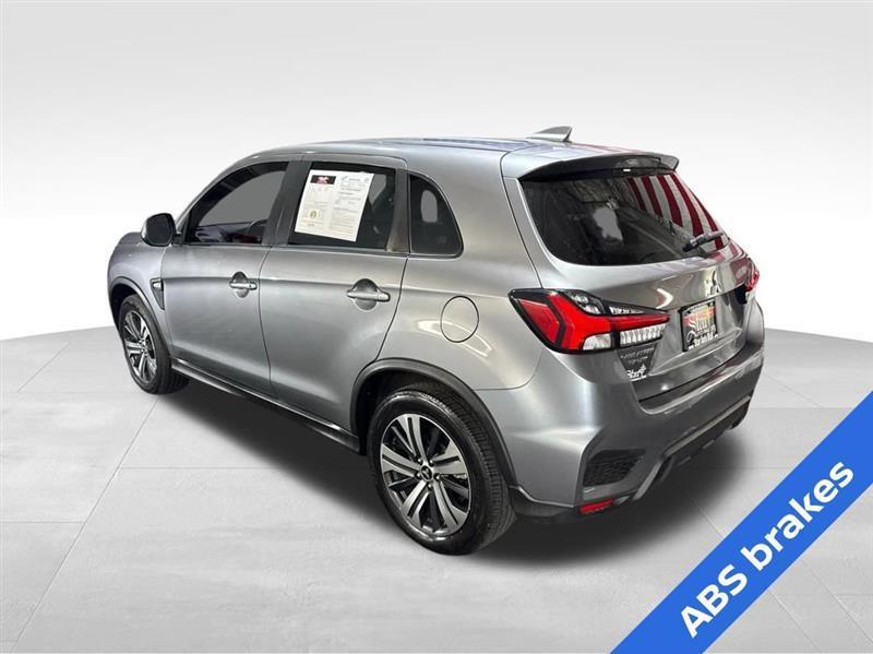 Mitsubishi Outlander Sport 2.0 ES 4WD CVT 2020