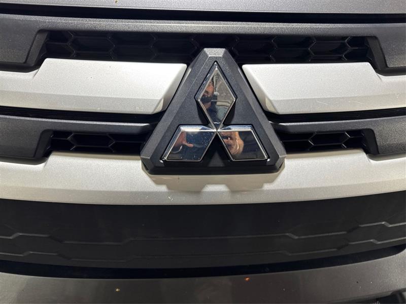 Mitsubishi Outlander Sport 2.0 ES 4WD CVT 2020