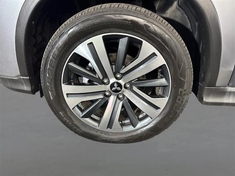 Mitsubishi Outlander Sport 2.0 ES 4WD CVT 2020