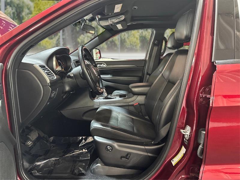Jeep Grand Cherokee photo 9