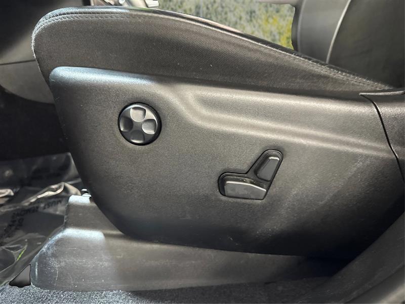 Jeep Grand Cherokee photo 19