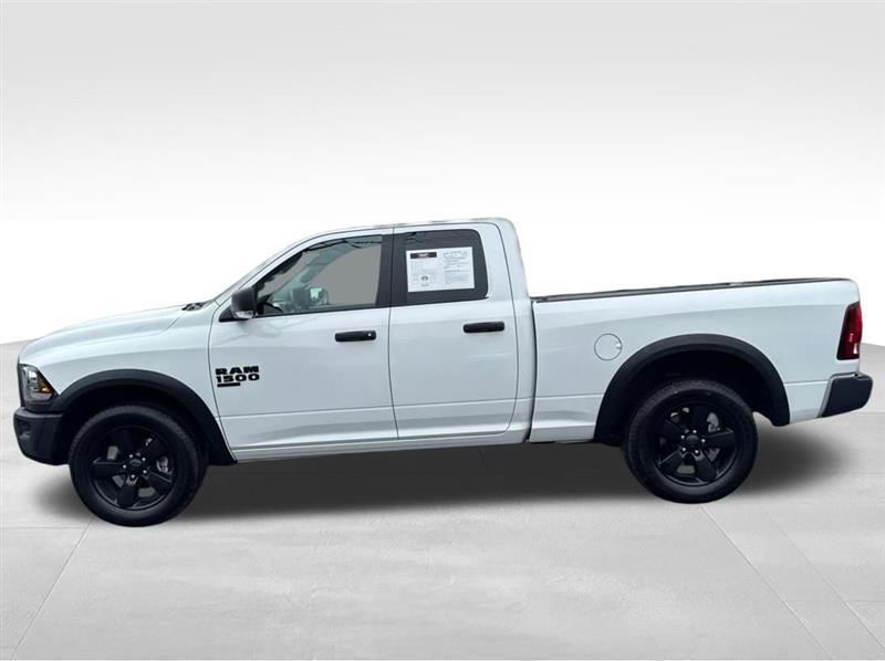 RAM 1500 SLT Quad Cab 4WD 2020
