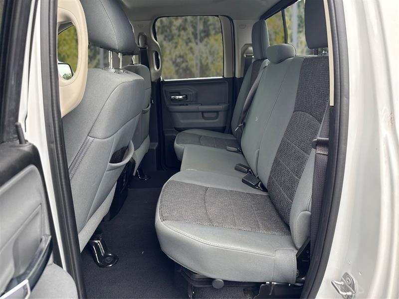 RAM 1500 SLT Quad Cab 4WD 2020