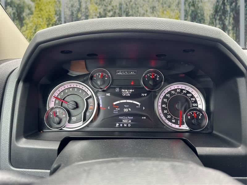 RAM 1500 SLT Quad Cab 4WD 2020