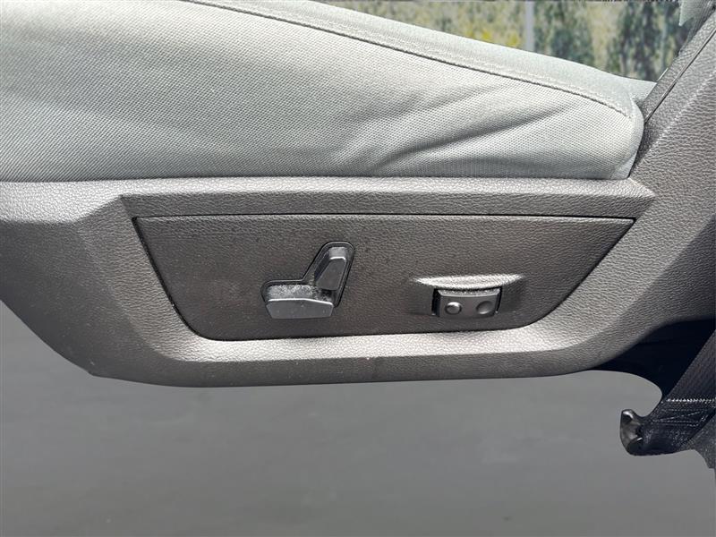 RAM 1500 SLT Quad Cab 4WD 2020