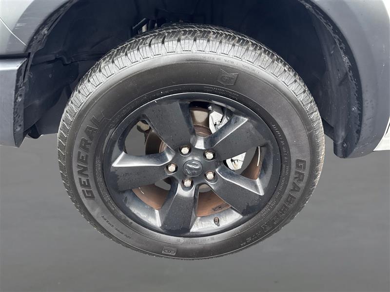 RAM 1500 SLT Quad Cab 4WD 2020