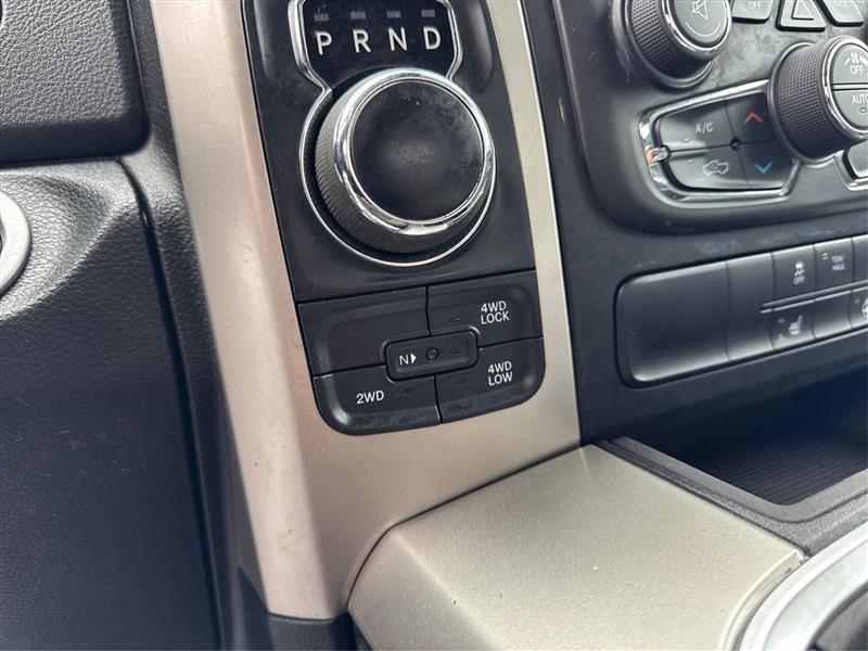 RAM 1500 SLT Quad Cab 4WD 2020