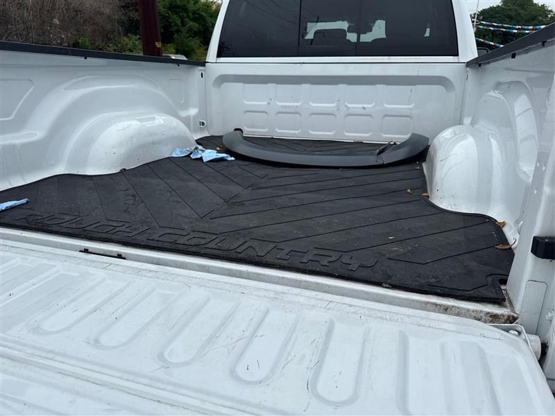 RAM 1500 SLT Quad Cab 4WD 2020