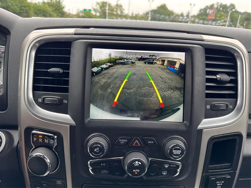 RAM 1500 SLT Quad Cab 4WD 2020