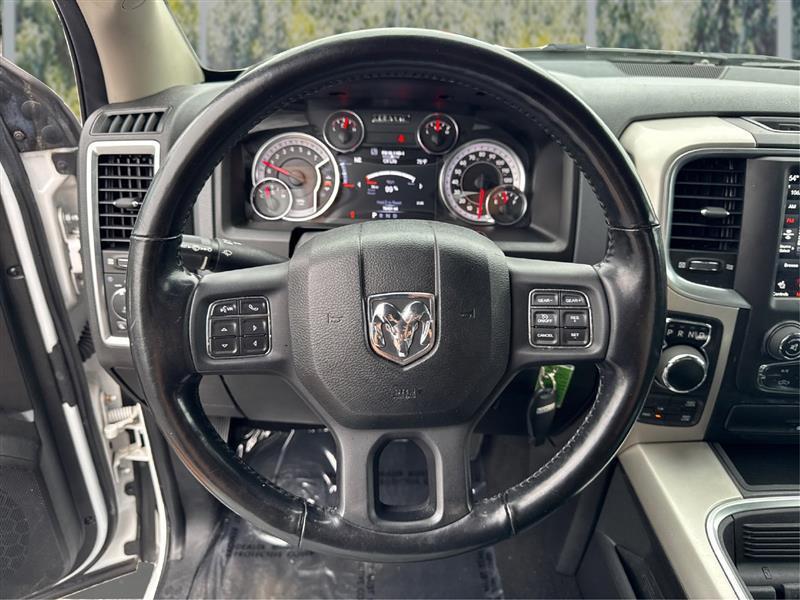 RAM 1500 SLT Quad Cab 4WD 2020