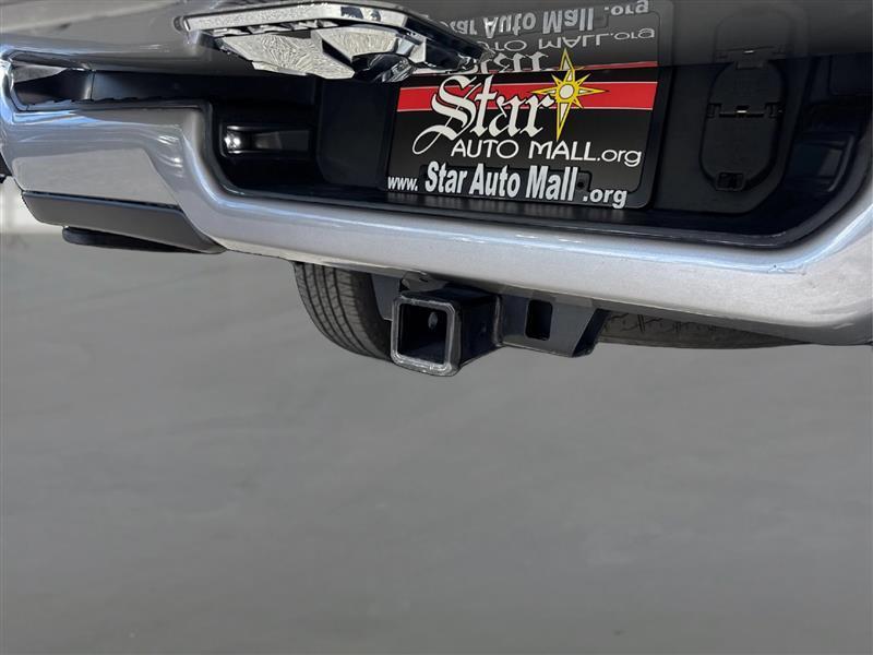 RAM 1500 Big Horn Crew Cab SWB 4WD 2023
