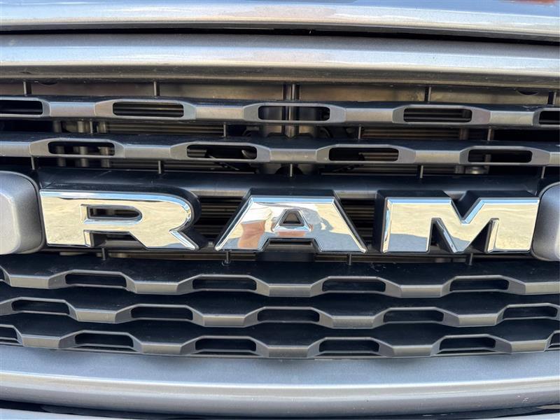 RAM 1500 Big Horn Crew Cab SWB 4WD 2023