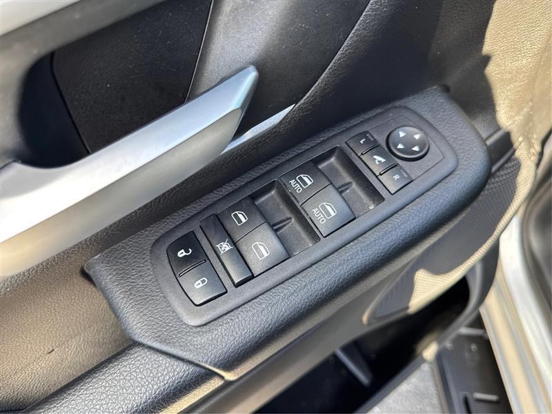 RAM 1500 Big Horn Crew Cab SWB 4WD 2023