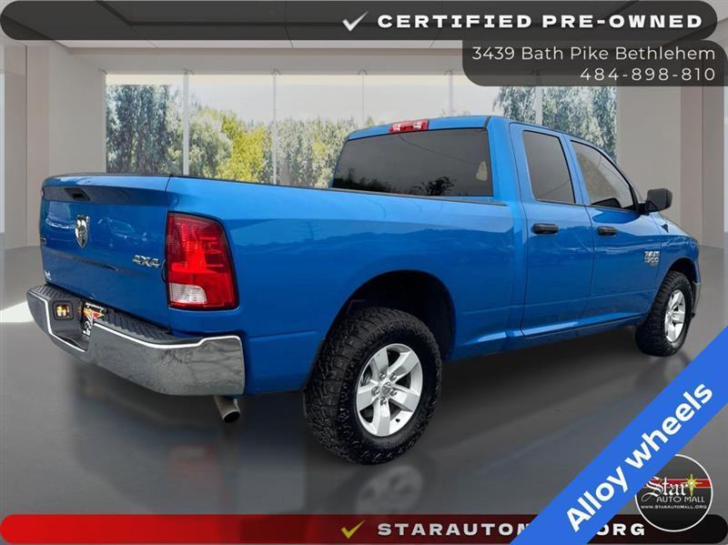 RAM 1500 SLT Quad Cab 4WD 2024