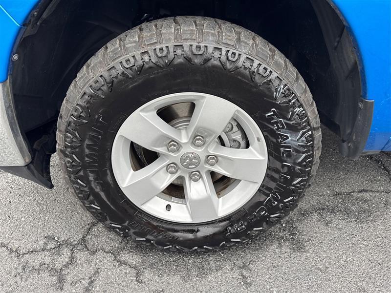 RAM 1500 SLT Quad Cab 4WD 2024