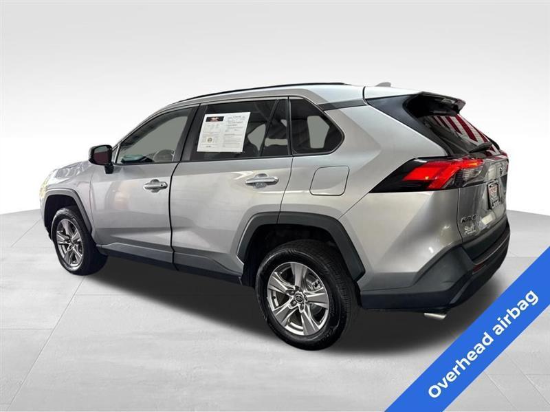 Toyota RAV4 XLE 2024