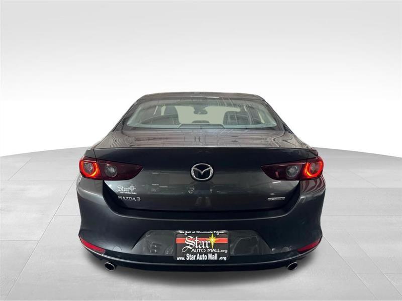 Mazda MAZDA3 Select 2024