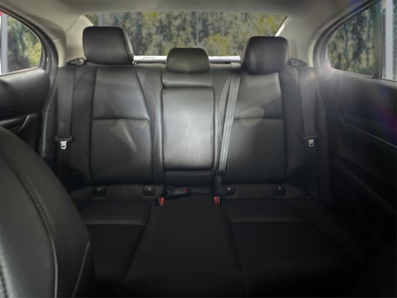 Mazda MAZDA3 Select 2024