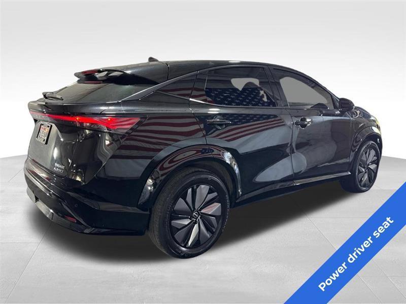 Nissan Ariya photo 5