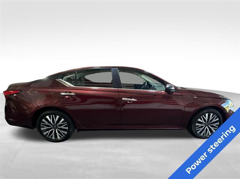 Nissan Altima 2.5 SV 2024