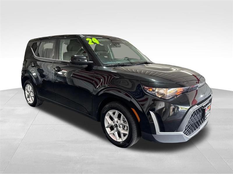 Kia Soul LX CVT 2024