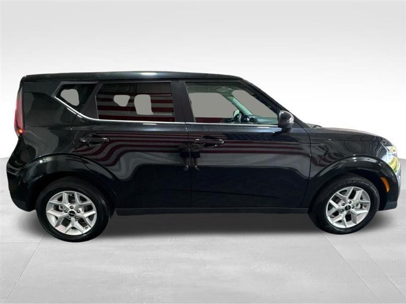 Kia Soul LX CVT 2024