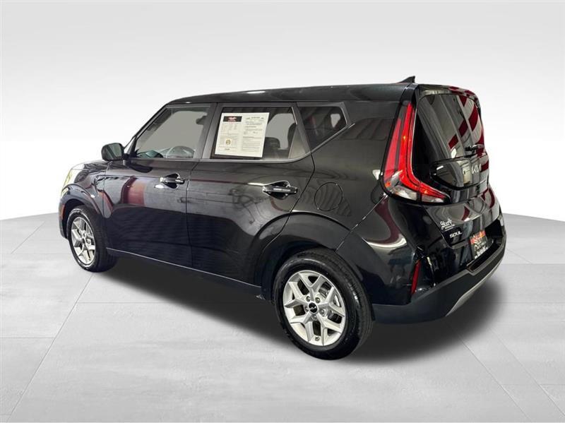 Kia Soul LX CVT 2024
