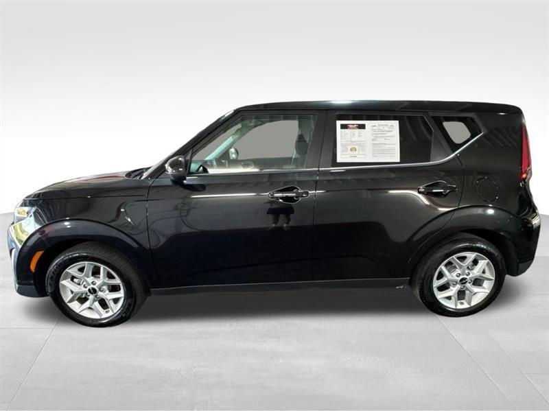 Kia Soul LX CVT 2024