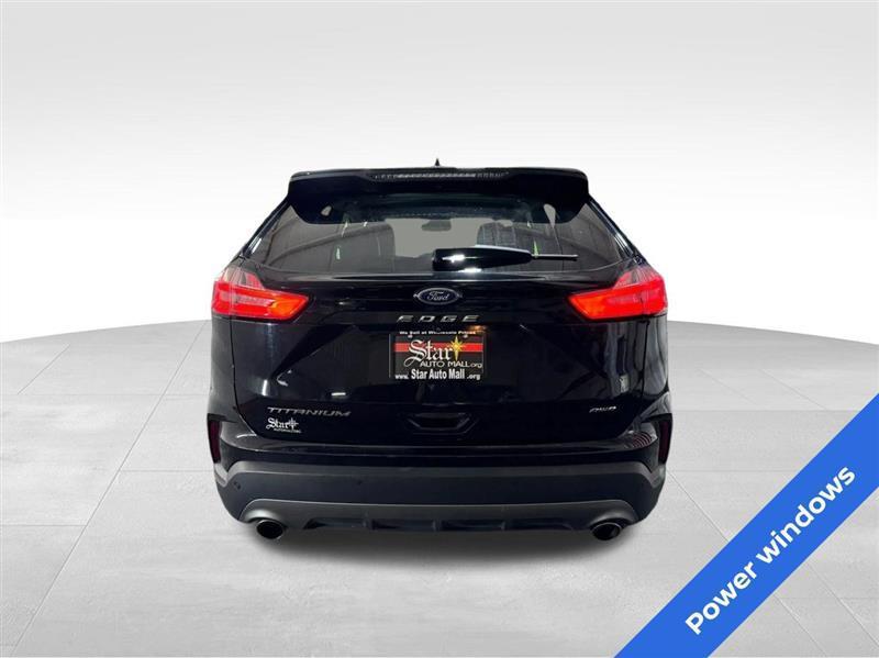 Ford Edge Titanium AWD 2022