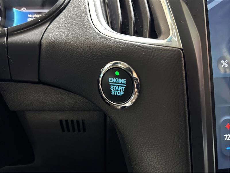 Ford Edge Titanium AWD 2022