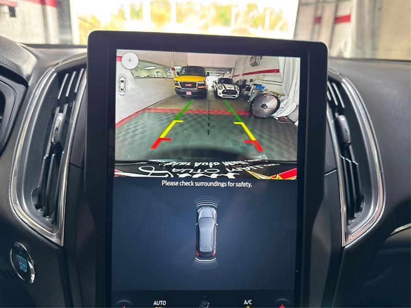 Ford Edge Titanium AWD 2022