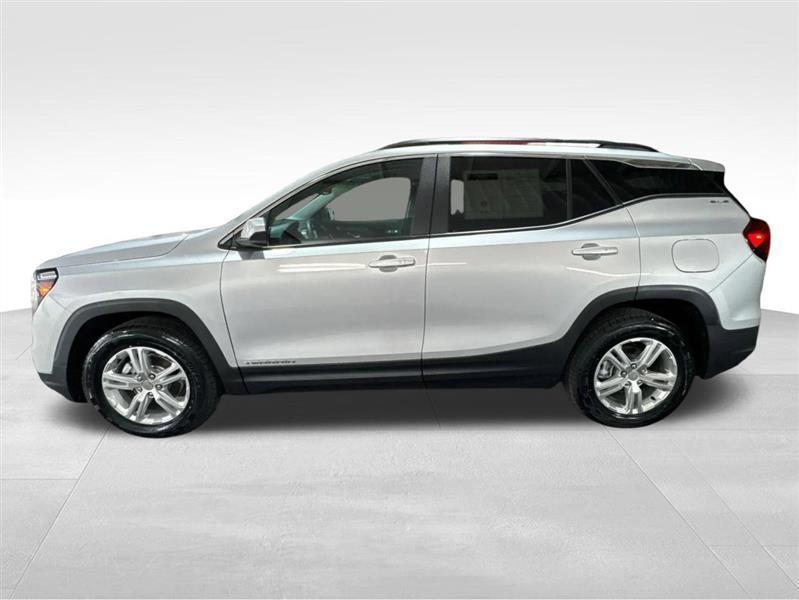 GMC Terrain photo 8