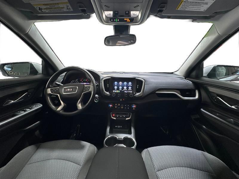 GMC Terrain photo 14