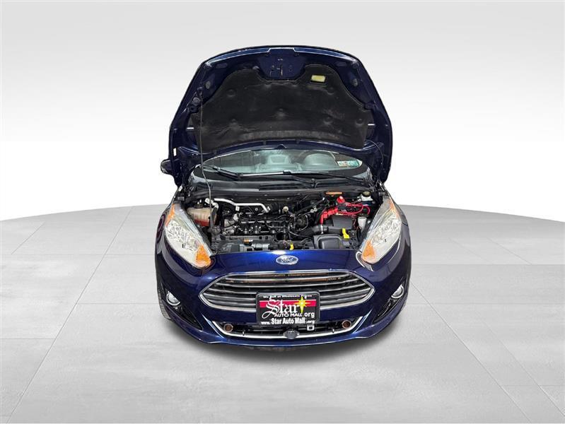 Ford Fiesta Titanium Hatchback 2016