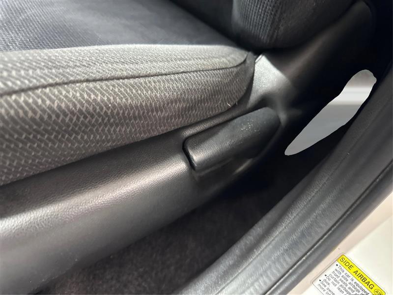 Honda Fit Sport 5-Speed AT 2013