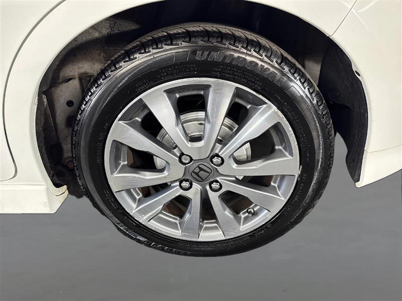 Honda Fit Sport 5-Speed AT 2013
