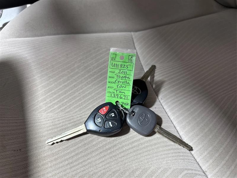 Toyota Corolla LE 4-Speed AT 2011